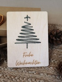Holzkarte mit Stickerei als besonderes Weihnachtsgeschenk 4