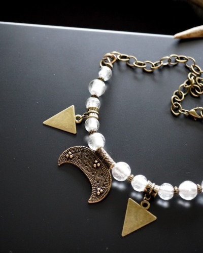 Wikinger Halskette mit Silberfolieglasperlen und Lunula-Anhänger aus Bronze - Spezialanfertigung