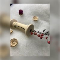 Holzspule personalisiert Geschenkartikel Handmade Nähdekoration Deko Holz 2