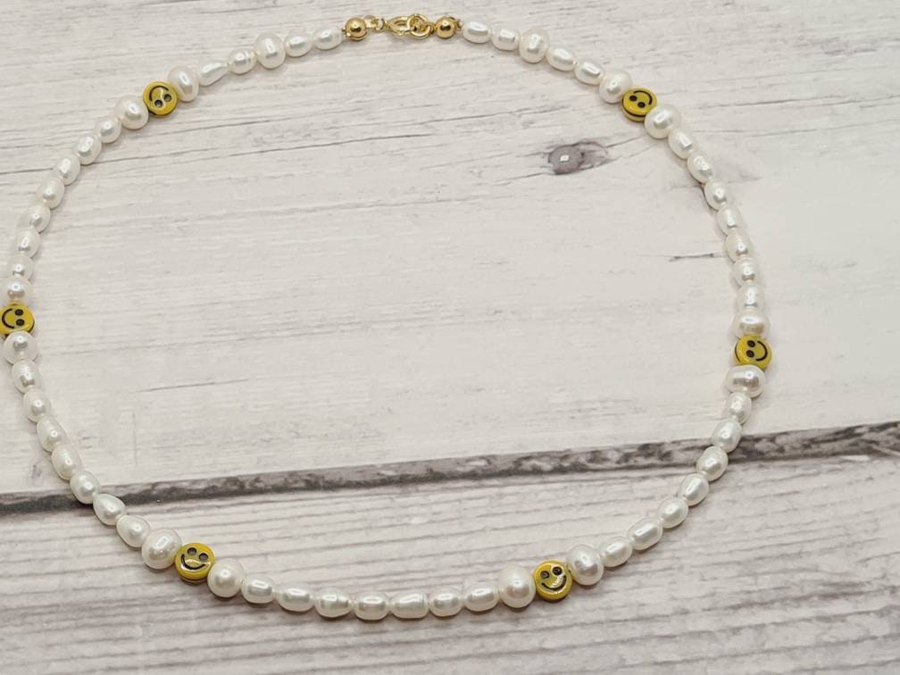 Kette Choker Süßwasserperlen Smiley 7