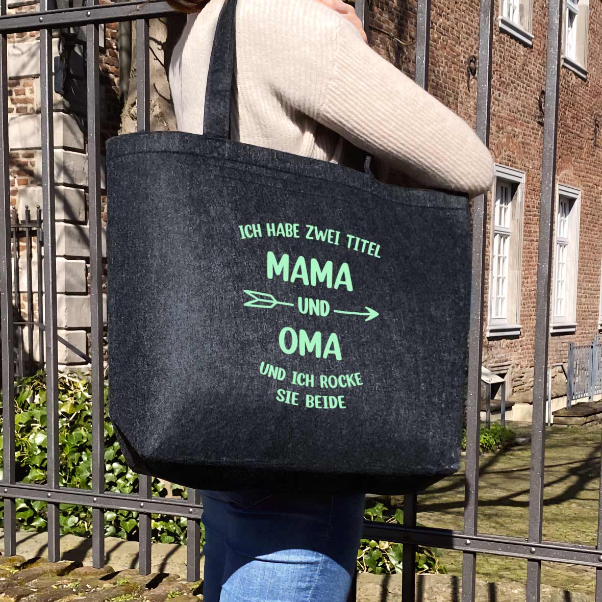 Filztasche | Ich habe zwei Titel Mama & Oma und ich rock sie beide personalisierbar 3