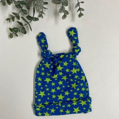 Baby Knötchen Mütze aus Jersey-Gr. 56 -Blau / kräftiges Grün- Sternen- Unisex - Ideal für den F