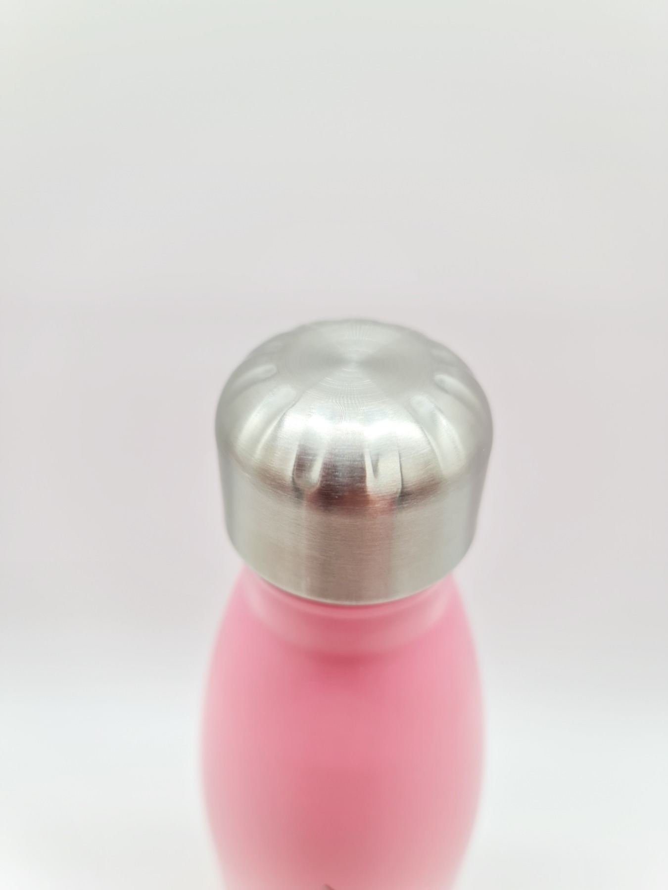 Personalisierbare doppelwandige Iso-Trinkflasche aus Edelstahl mit Wunschgravur 500ml pink 4