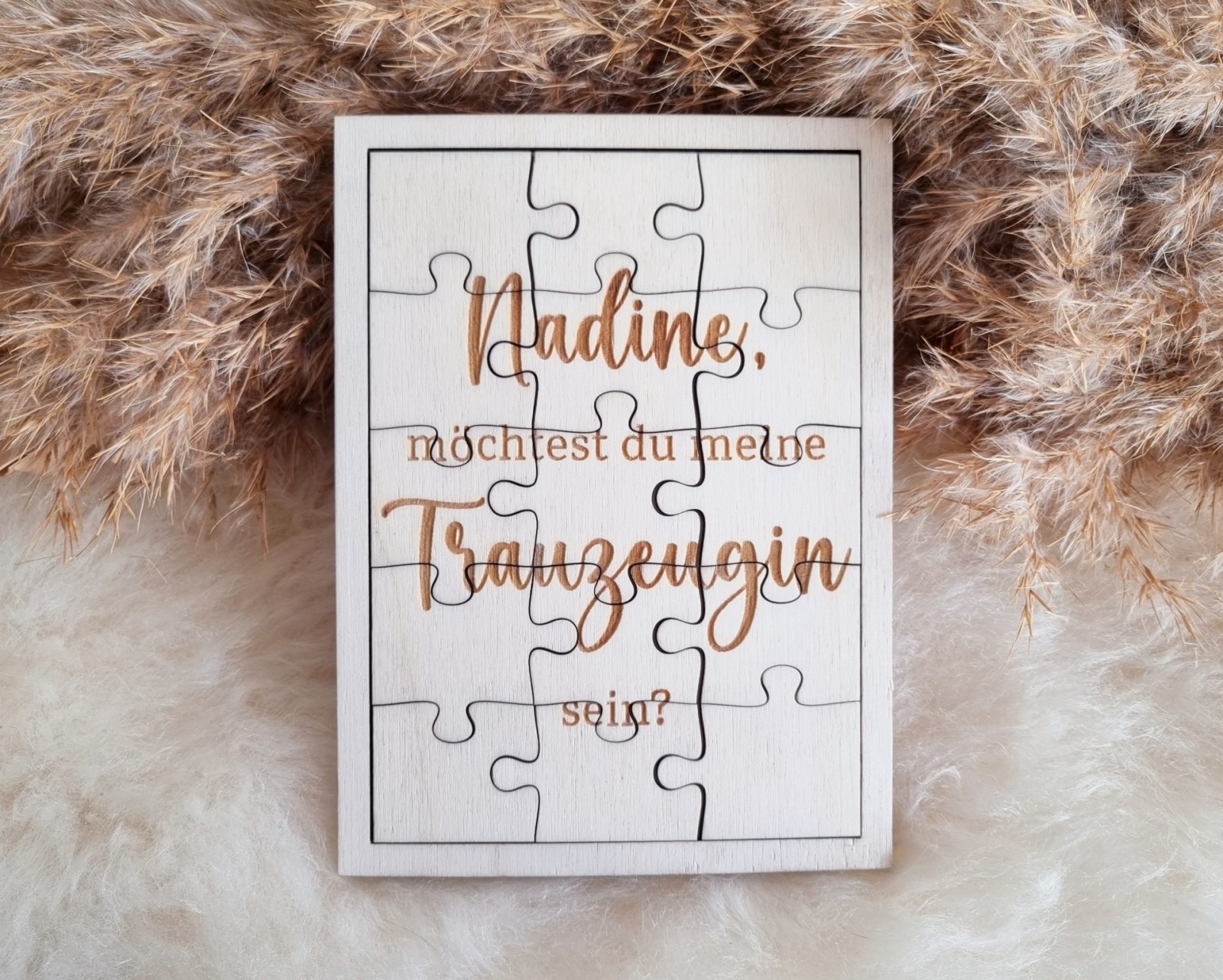 Handgefertigte Puzzlekarte aus Pappelholz zum Fragen der Brautjunger oder Trauzeugin 13