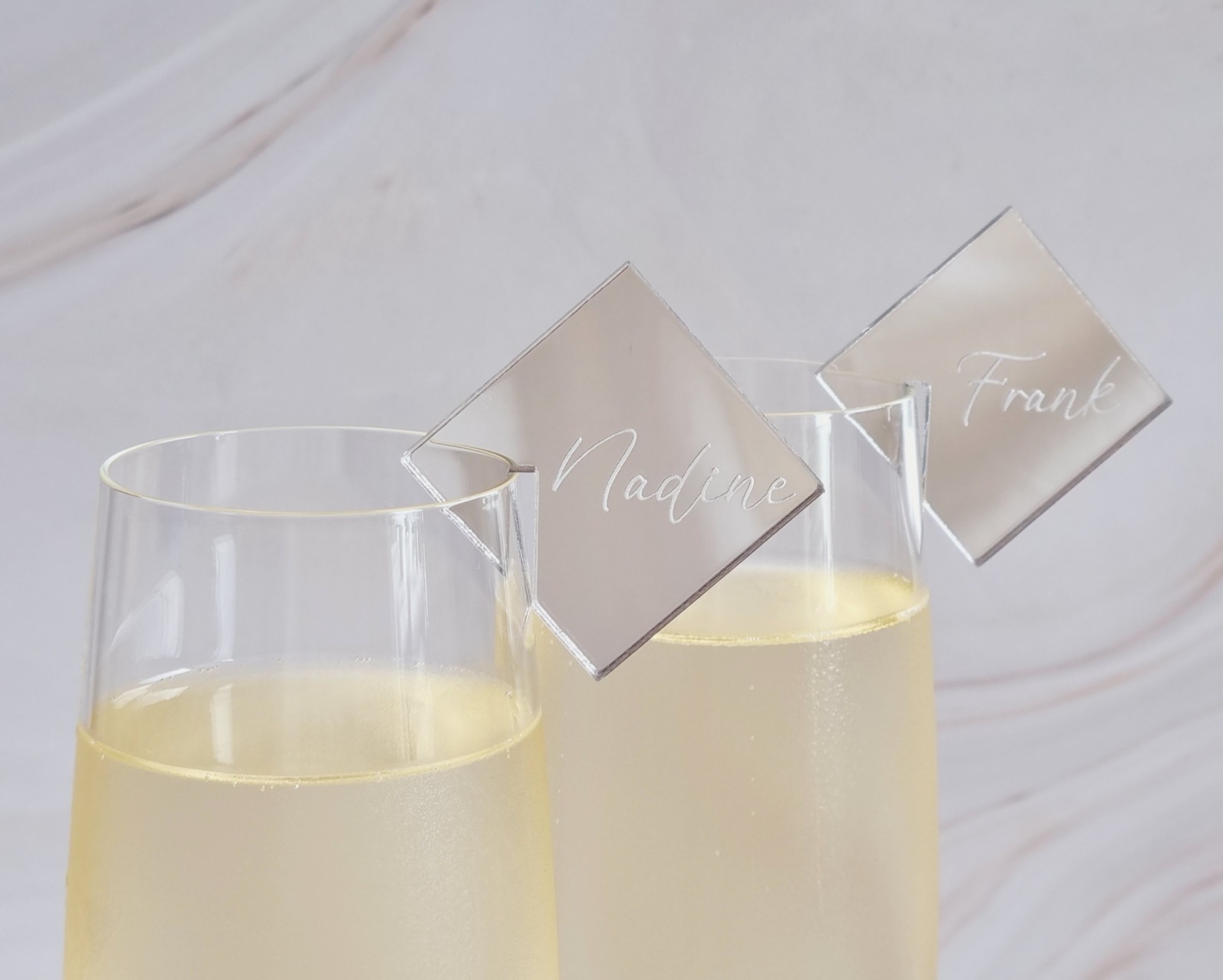 Personalisierte Glasmarkierer aus Spiegelacryl für Hochzeiten, Geburtstage und Feierlichkeiten 3
