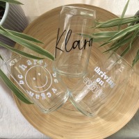 personalisiertes Trinkglas mit Deckel 4