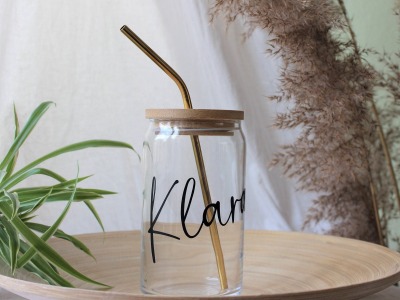 personalisiertes Trinkglas mit Deckel - Trinkglas mit Name
