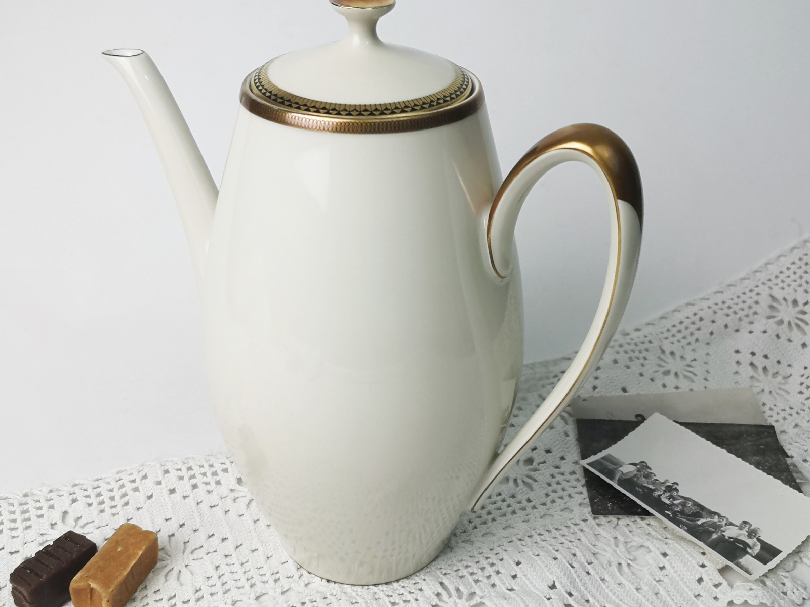 Vintage Kaffeekanne / Teekanne mit Goldrand