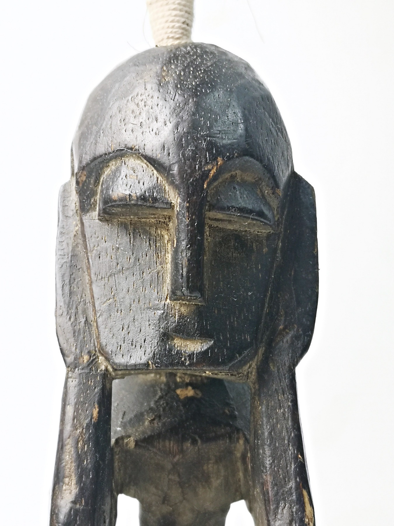 geschnitzte Holzfigur / Afrikanische Skulptur 6