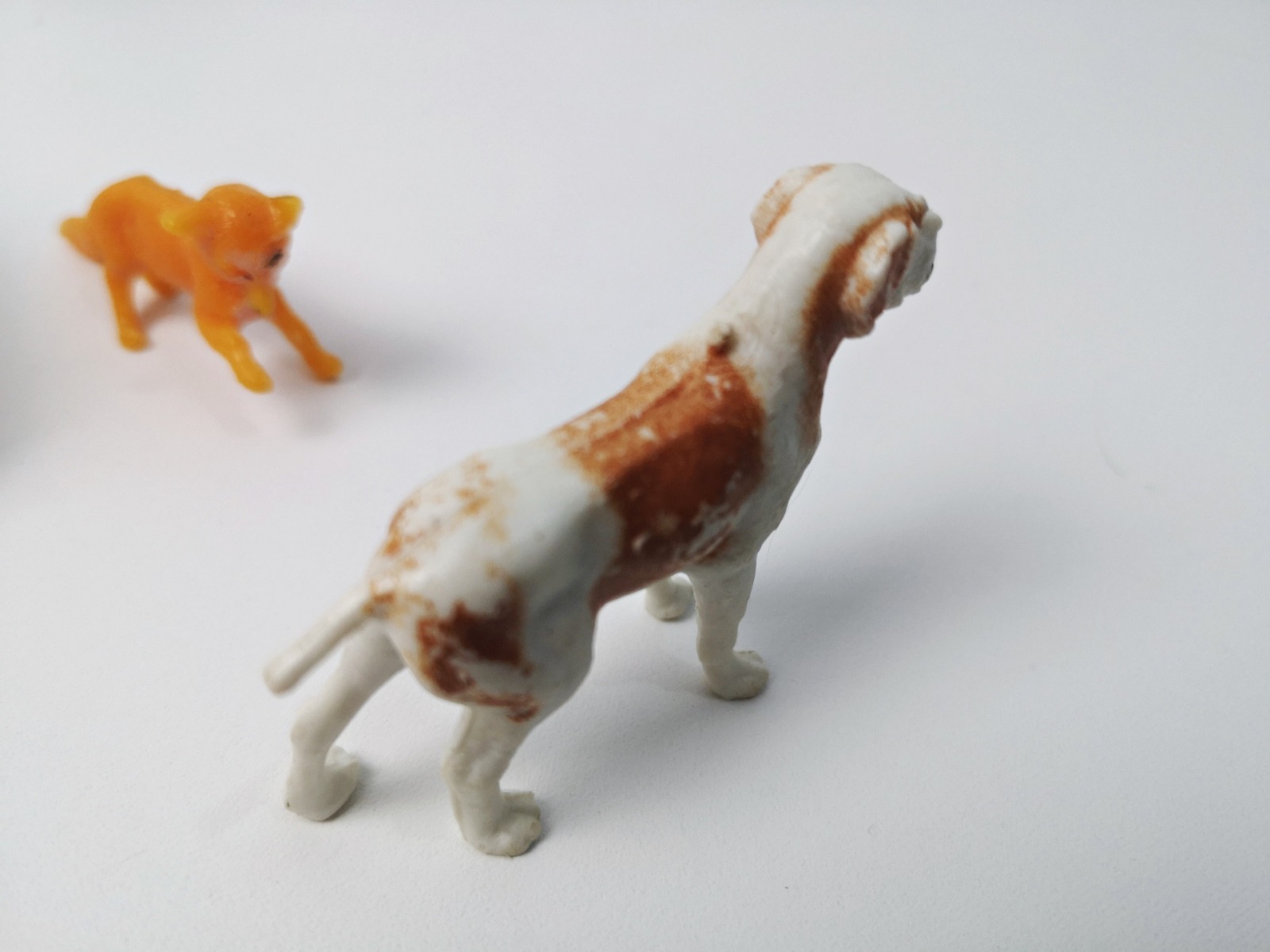 4 kleine Tiere aus Hartgummi / DDR Spielzeug 8