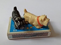 Magnethunde - DDR Spielzeug 2