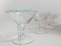 4 Schnapsgläser aus geschliffenem Glas 3