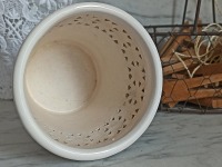 kleiner Blumentopf aus Keramik mit Edelweiß Dekor / Übertopf in weiß / Keramik Übertopf 3