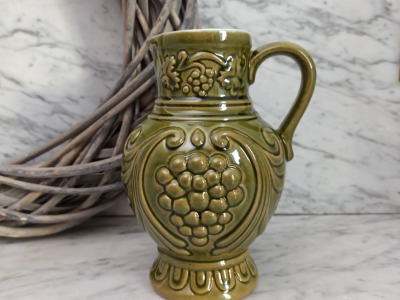 Weinkrug aus Keramik - Keramik Krug aus den 60ern / grüne Keramik / DDR