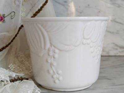 Weißer Blumentopf - Blumentopf aus Keramik mit Dekor / Made in W. Germany