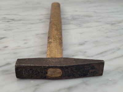kleiner Hammer - altes Werkzeug
