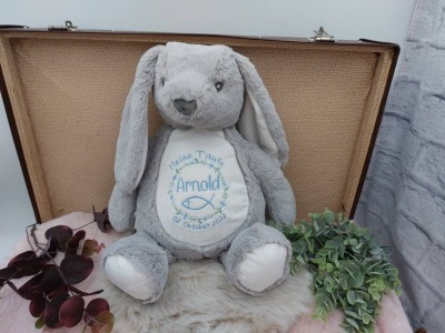 Kuscheltier Hase I Eule I personalisiert I Stofftier mit Name I bestickt I Geschenk zur Taufe -