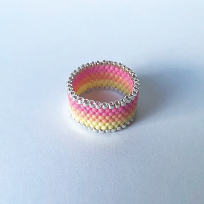 Glasperlen-Ring - handgefertigt, japanische Miyuki Glasperlen, Rosa, Lachs, Hellgelb, Silber