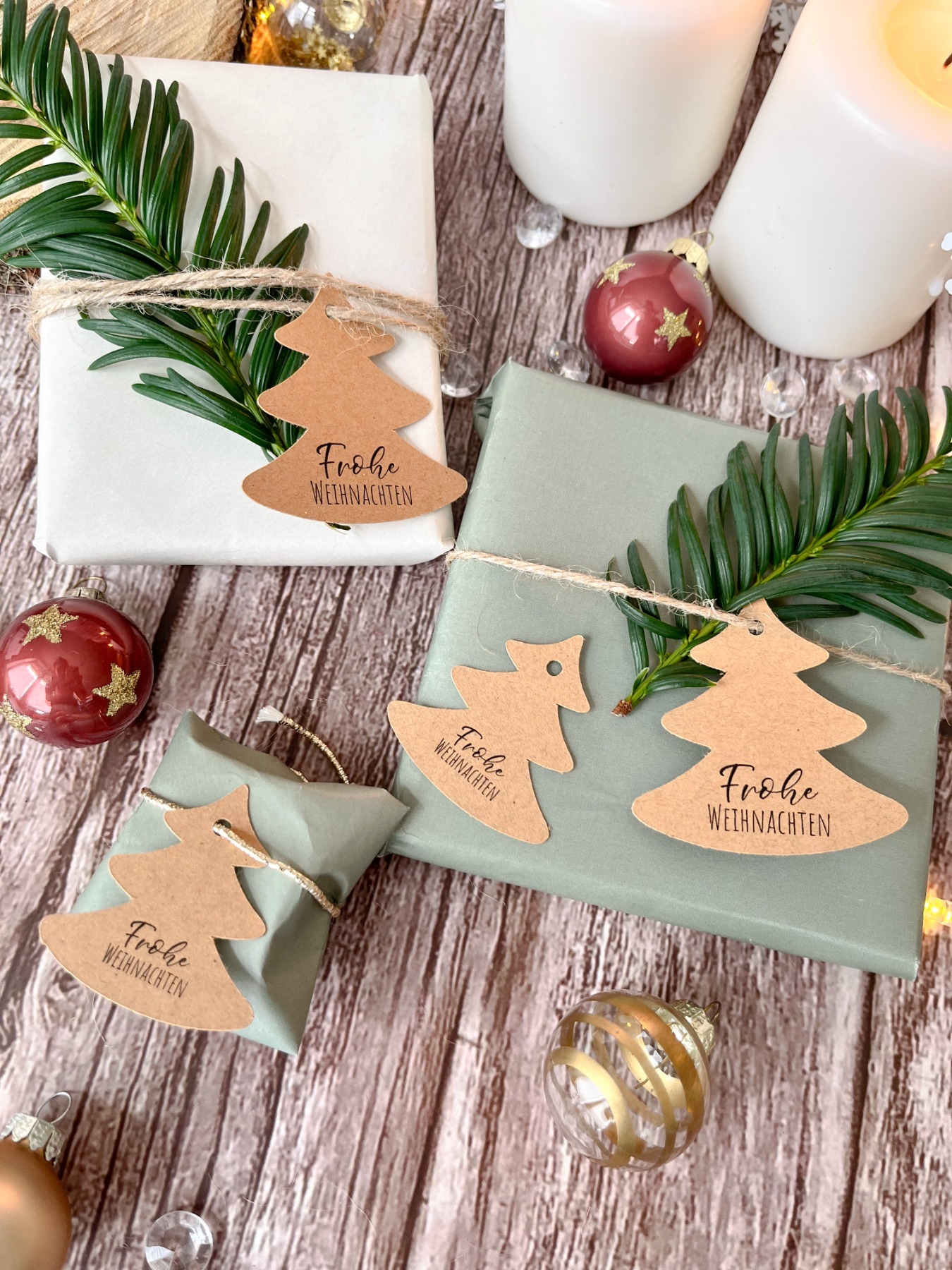 Weihnachtsanhänger in Tannenbaum Form: Frohe Weihnachten - aus Kraftpapier 3