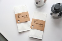 DIY Freudentränen Banderole für Taschentücher aus Kraftpapier mit Herz 5
