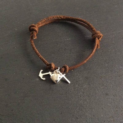 Armband mit Silberanhänger Glaube, Liebe, Hoffnung s