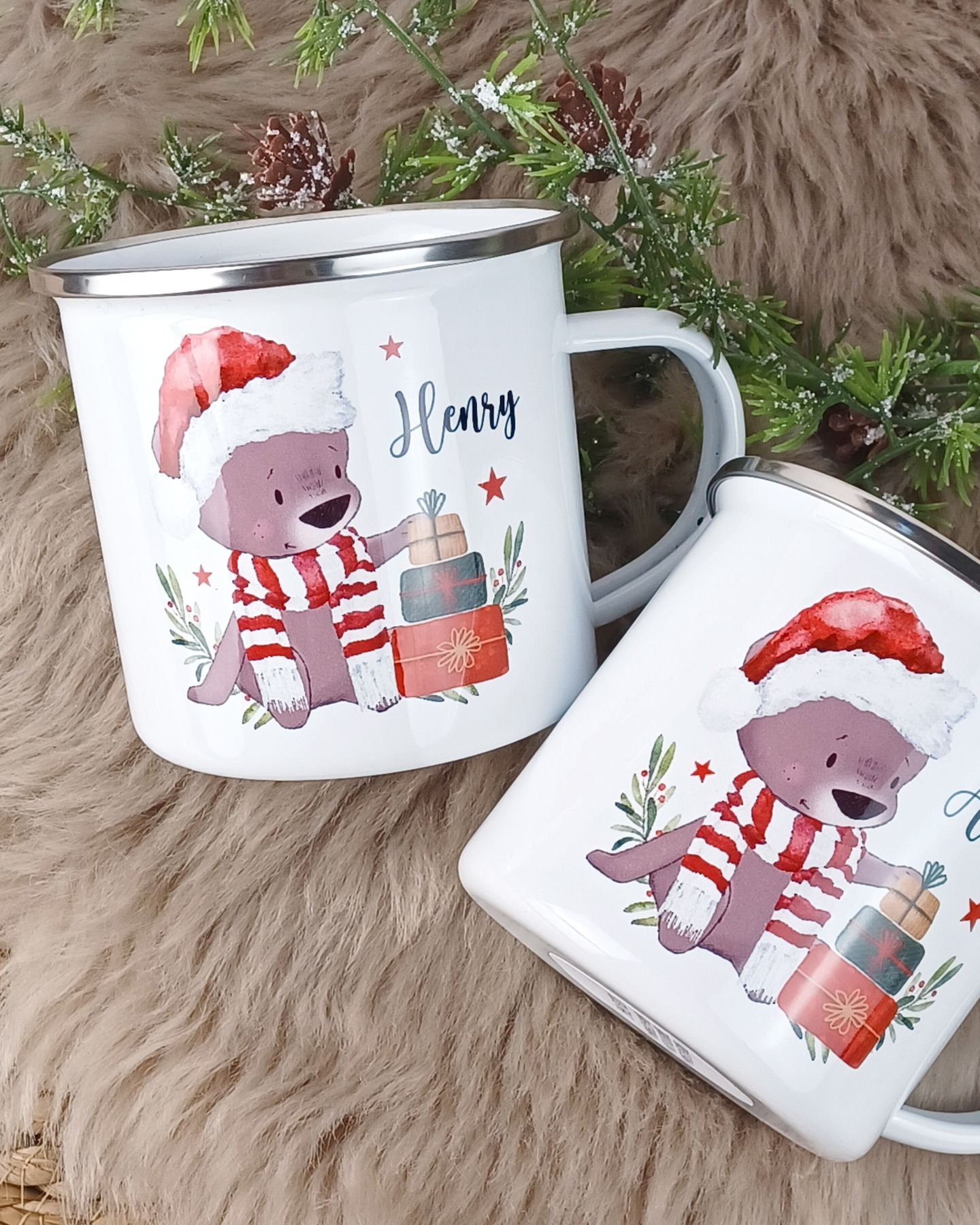 Tasse Weihnachtstasse Emaille Keramik Kunststoff personalisiert Geschenkidee Bär 4