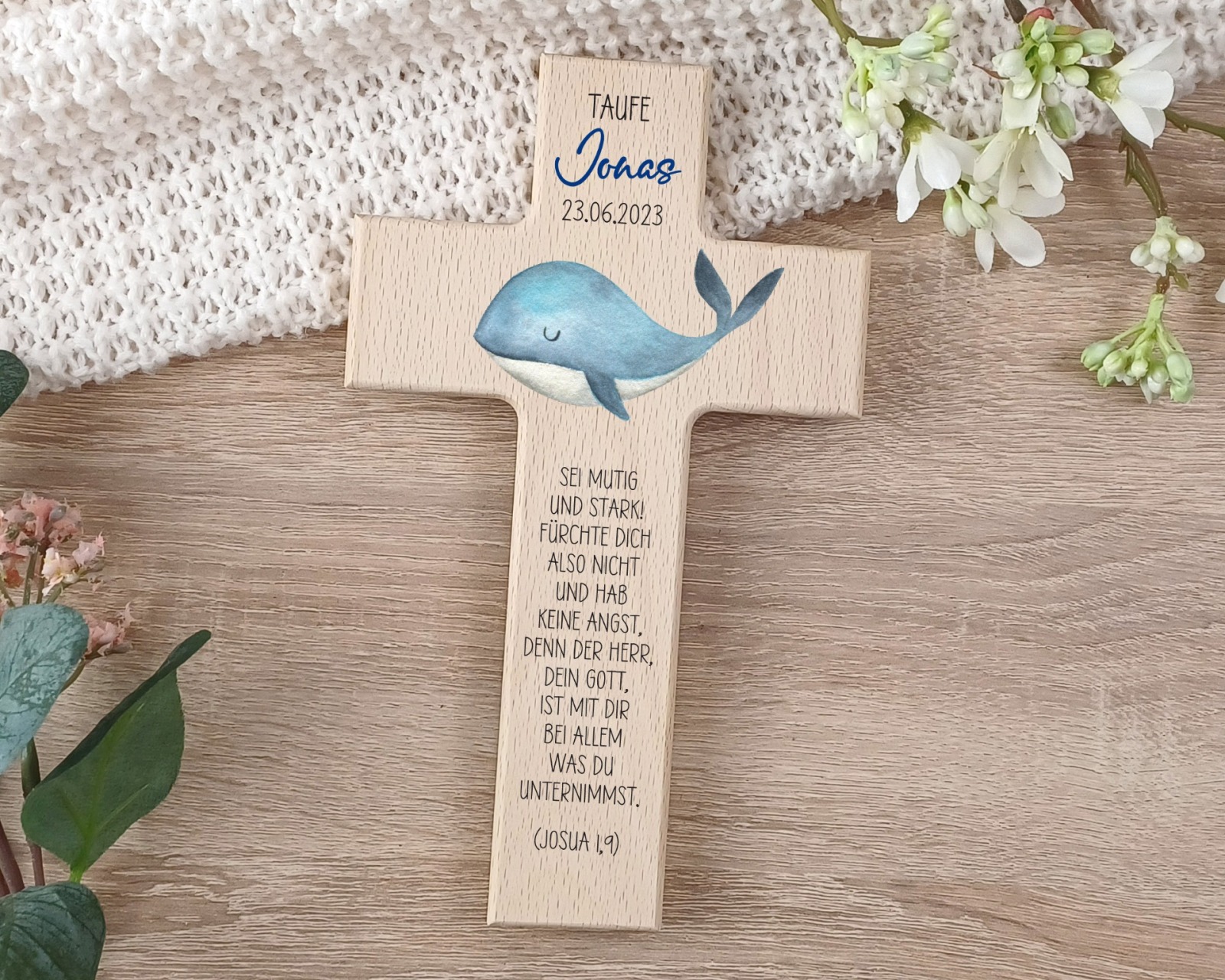 Taufkreuz Holzkreuz für Kinder, personalisiert Wal