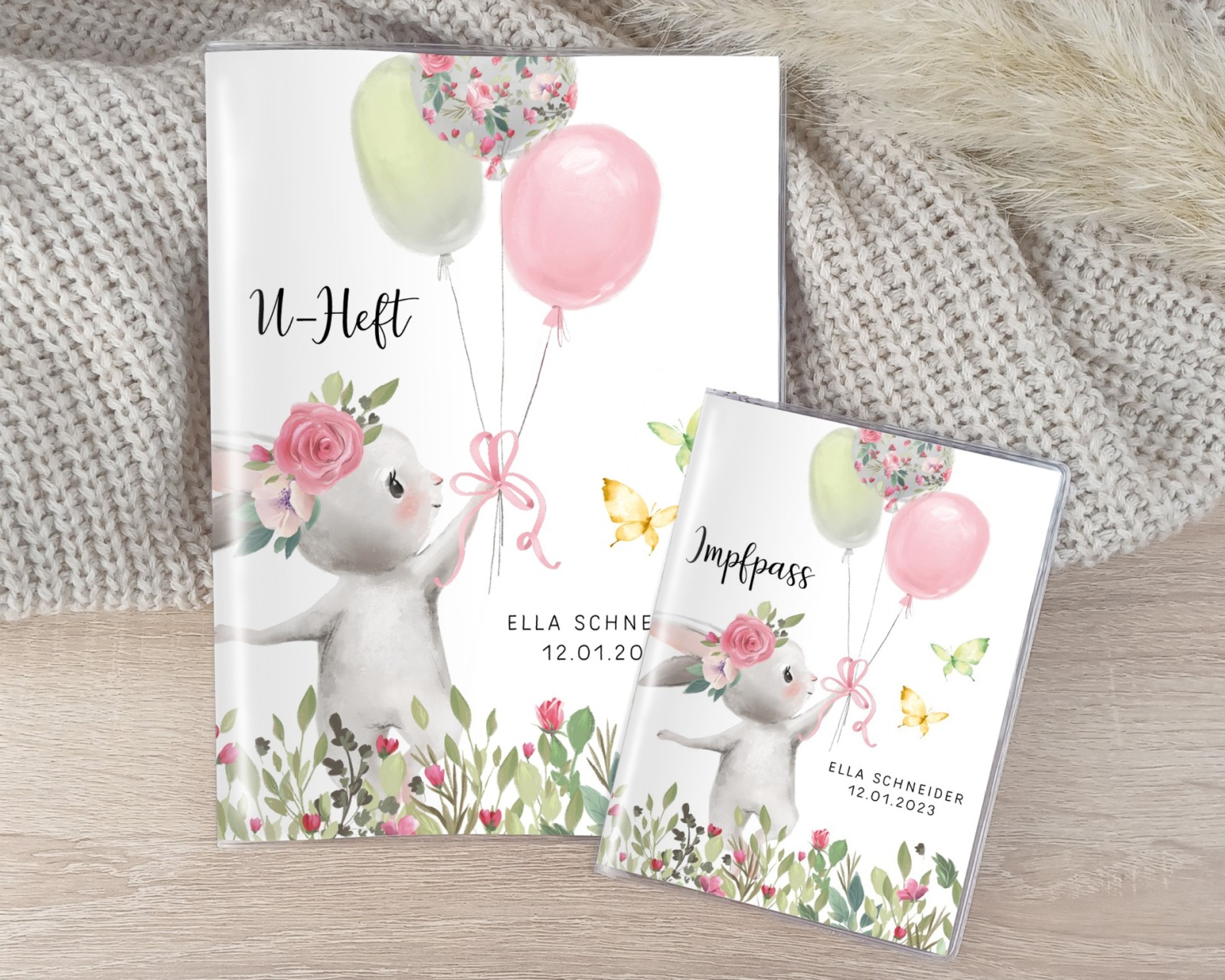 U-Heft und Impfpasshülle, personalisiert Hase Ballons Blumen Mädchen
