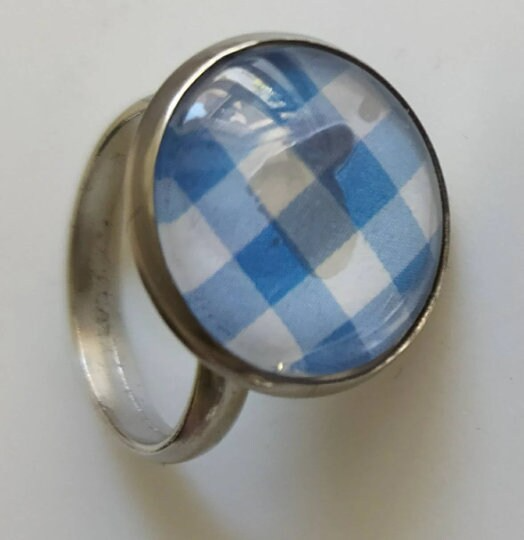 Fingerring Ringgröße 17, Karo blau-weiß