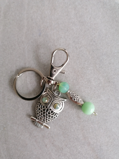 Schlüsselanhänger Eule, mit Perlen, Karabiner, Charm, silberfarben