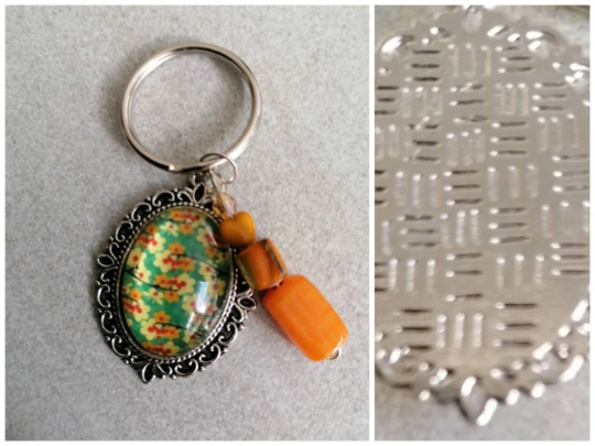 Schlüsselanhänger, mit Perlen und Amulett, silberfarben, Blume