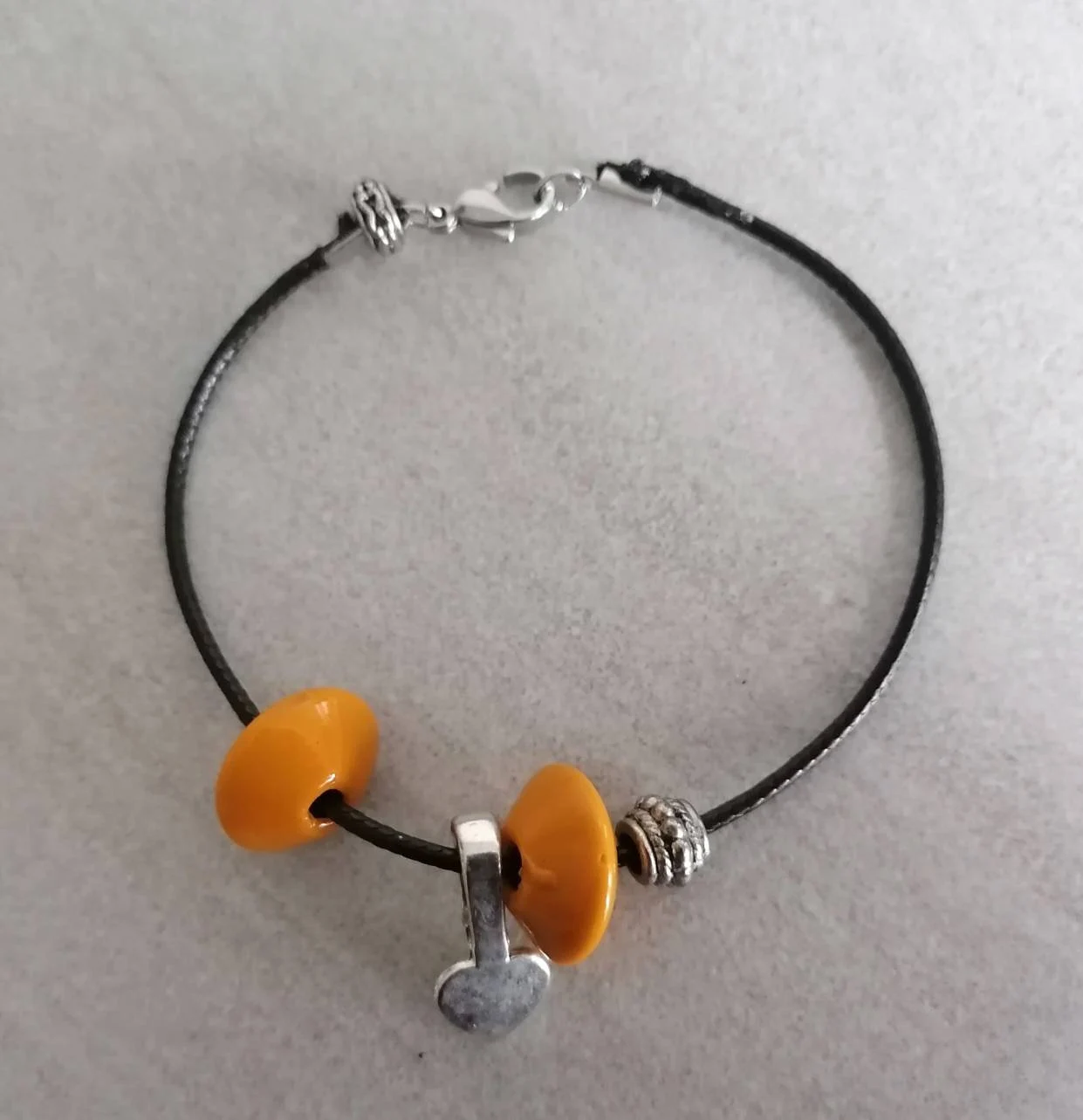 Perlenarmband, orange, 22 cm