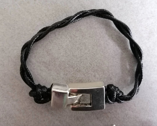 Armband aus schwarzem Lederimitat geflochten, 18 cm