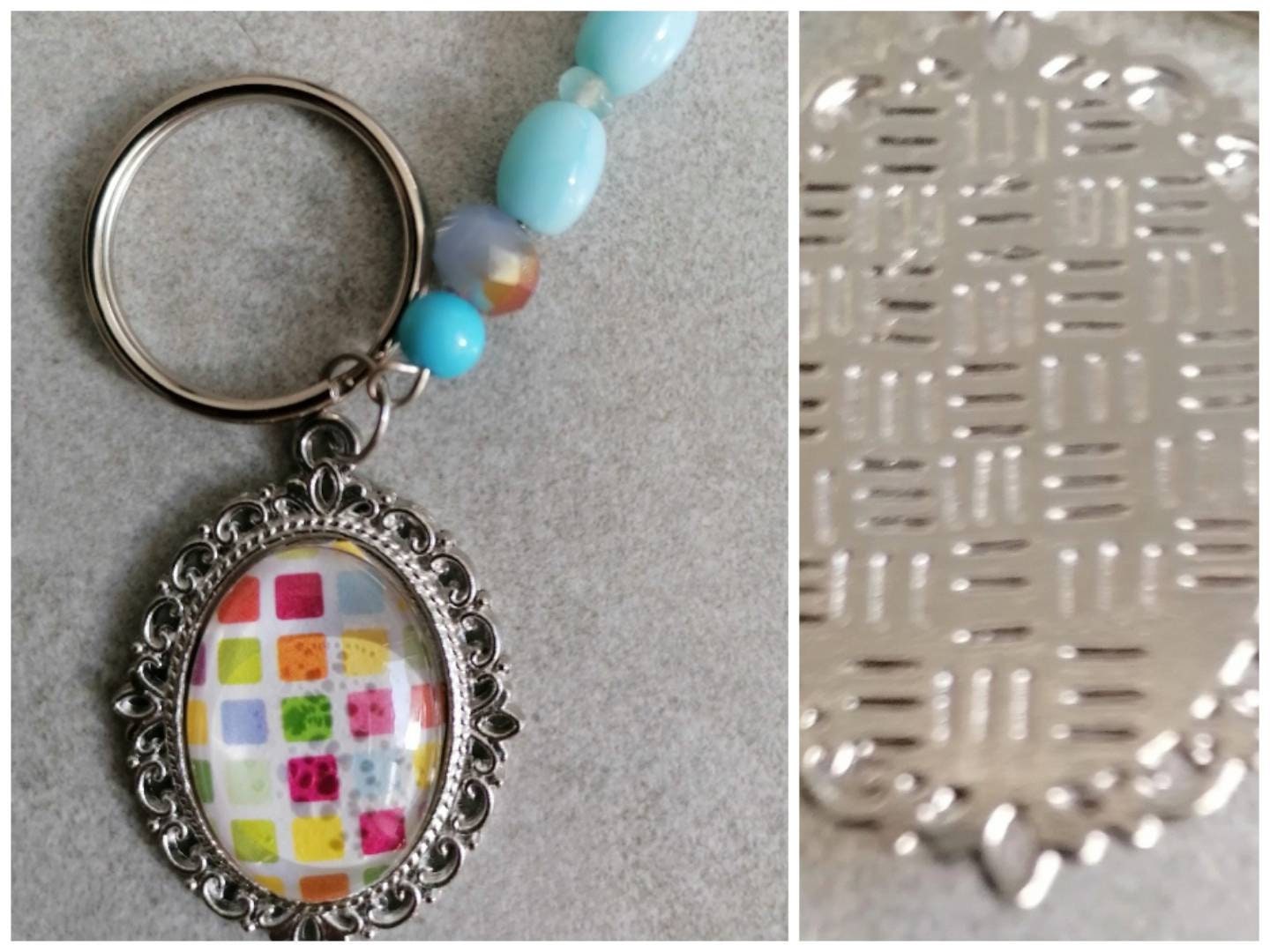 Schlüsselanhänger mit Perlen und Amulett silberfarben 6