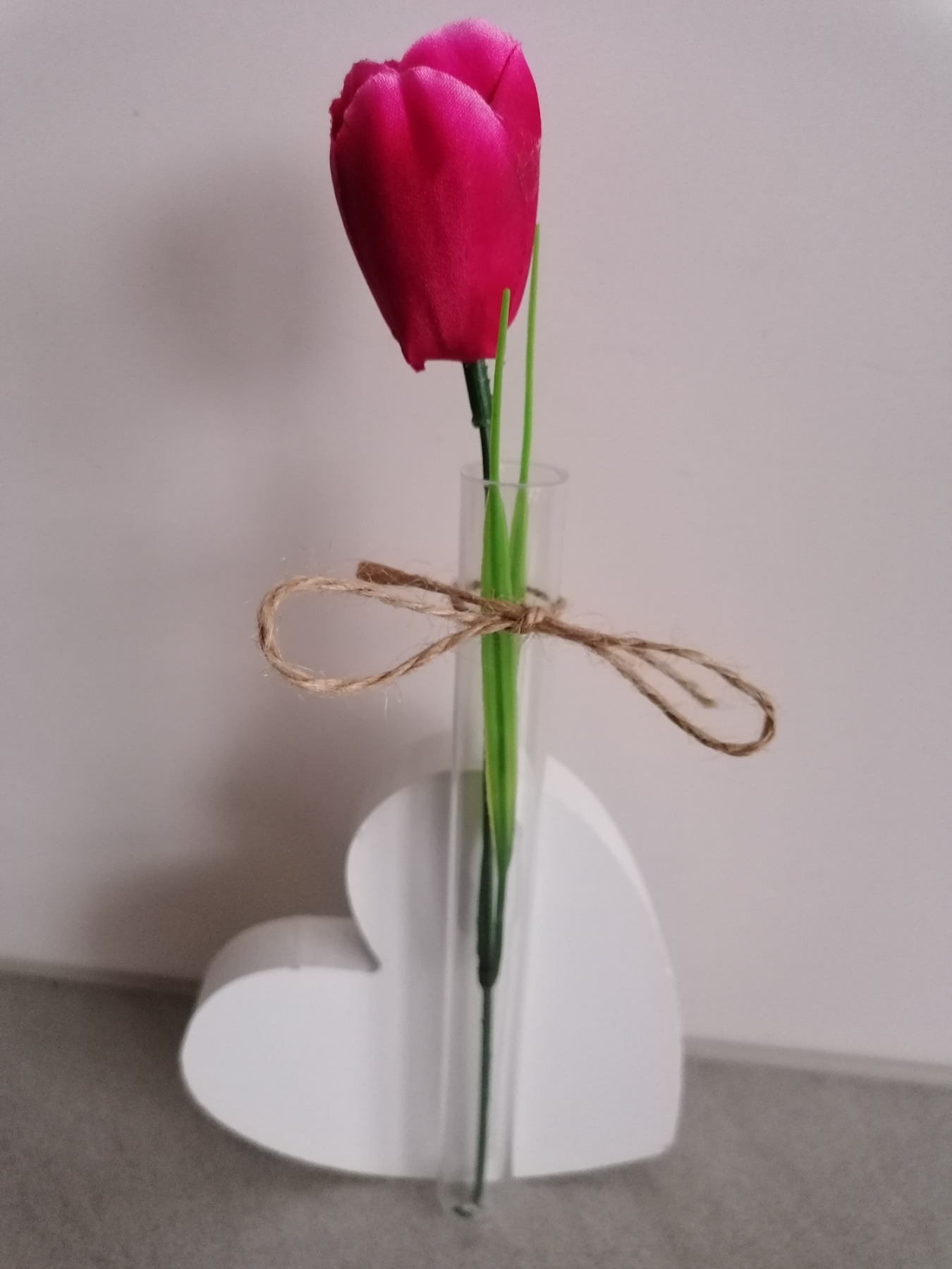 Holzherz Vase mit Blume 2