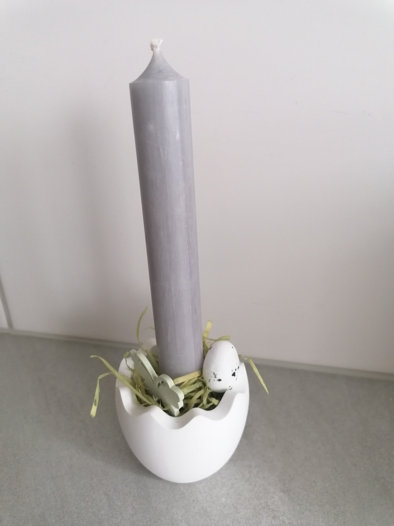 Kerzenständer mit Stabkerze Eierschale , aus Keraflott Raysin, Beton 4