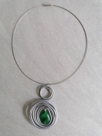 Halskette mit Anhänger, silber-grün 2