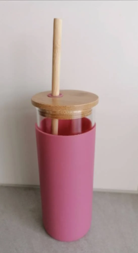 Trinkglas rosa mit Deckel und Strohhalm, Bambus 5