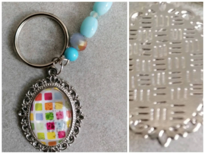 Schlüsselanhänger, mit Perlen und Amulett, silberfarben - Schlüsselanhänger, mit Perlen und