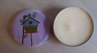 Kerze in der Dose Teelicht Vogelhaus lila - Kerze in der Dose Teelicht Vogelhaus lila