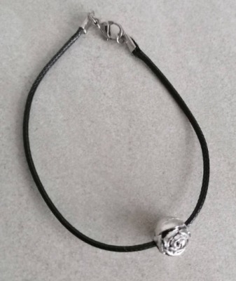 Armband aus schwarzem Lederimitat 20 cm - Armband aus schwarzem Lederimitat 20 cm