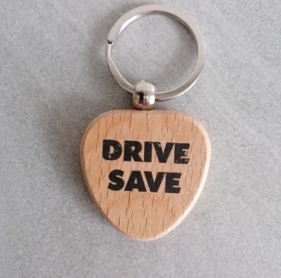 Schlüsselanhänger Herz aus Holz DRIVE SAFE - Schlüsselanhänger Herz aus Holz DRIVE SAFE