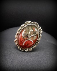 Upcycling Statementkette Set Collier Halskette Ring Ohrringe rot silberfarben handbemalt mit Collage
