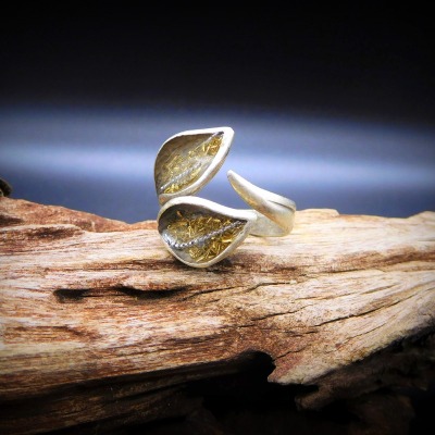 Upcycling Ring Blume mit einfacher Schrottfüllung - Ring Lilly Brass