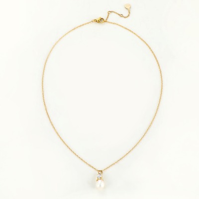 Feine Kette mit Perlen-Anhänger in Gold - Deine elegante Wahl für zeitlose Schönheit -