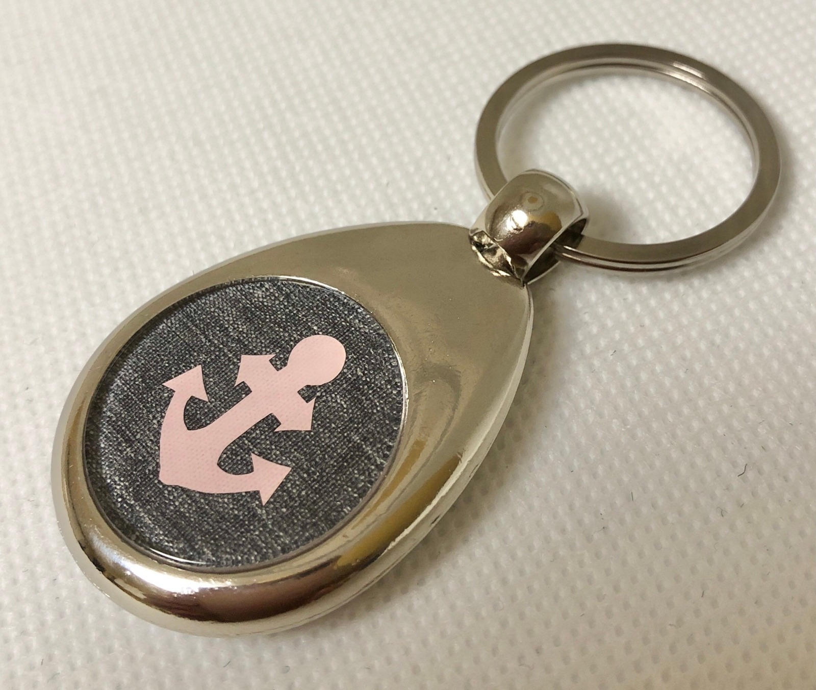 Schlüsselanhänger grau Anker in rosa mit Chip Einkaufswagenchip 2