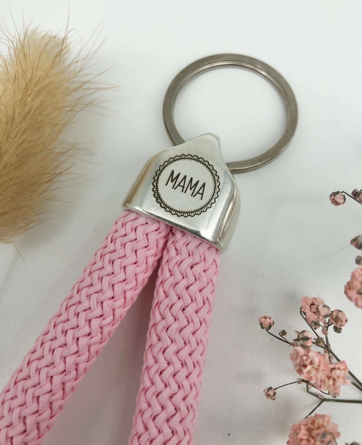 Schlüsselanhänger aus Segeltau Segelseil in rosa mit graviertem Schriftzug Mama
