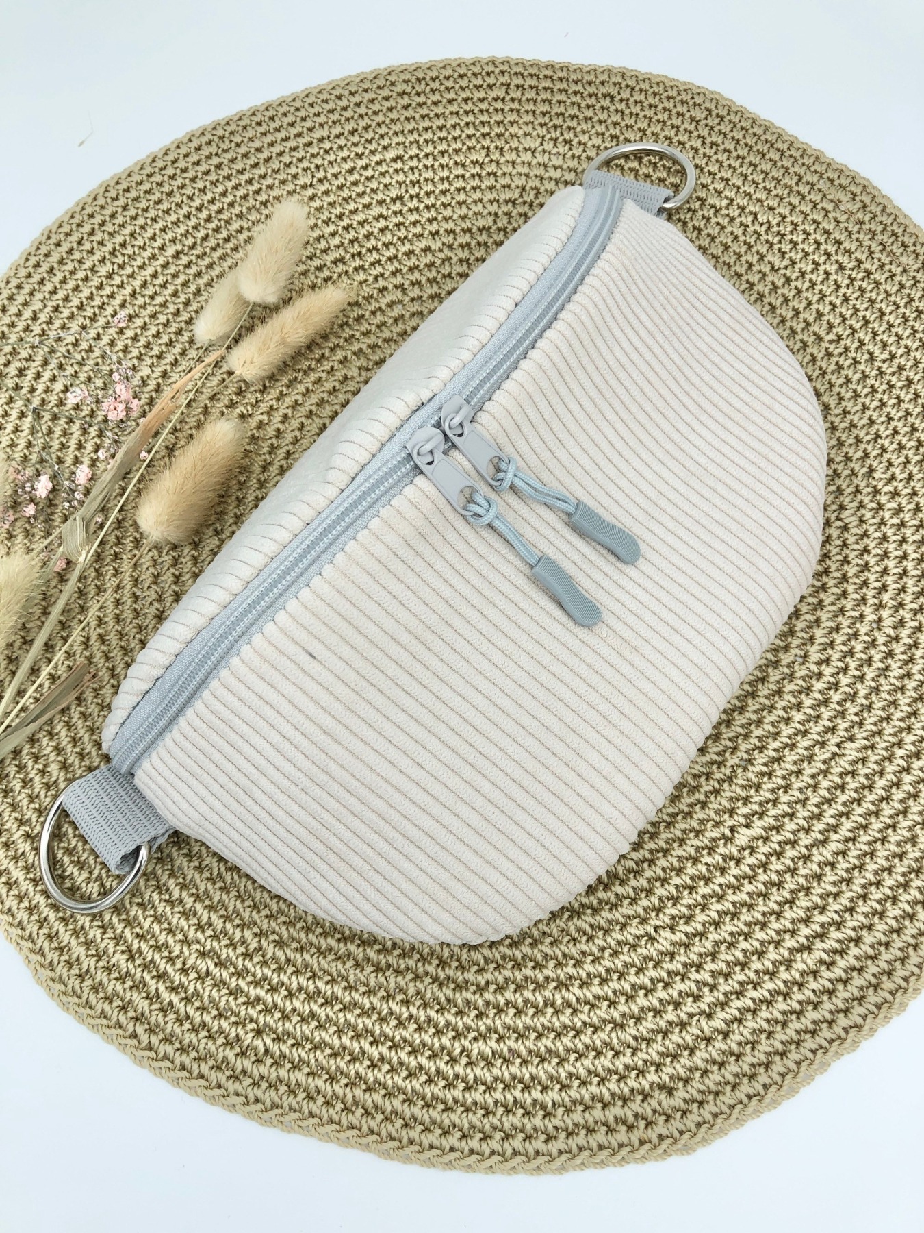 Bauchtasche, XL Crossbag Cord cremeweiß mit Taschengurt in beige weiß silber, Tasche, Hipbag,