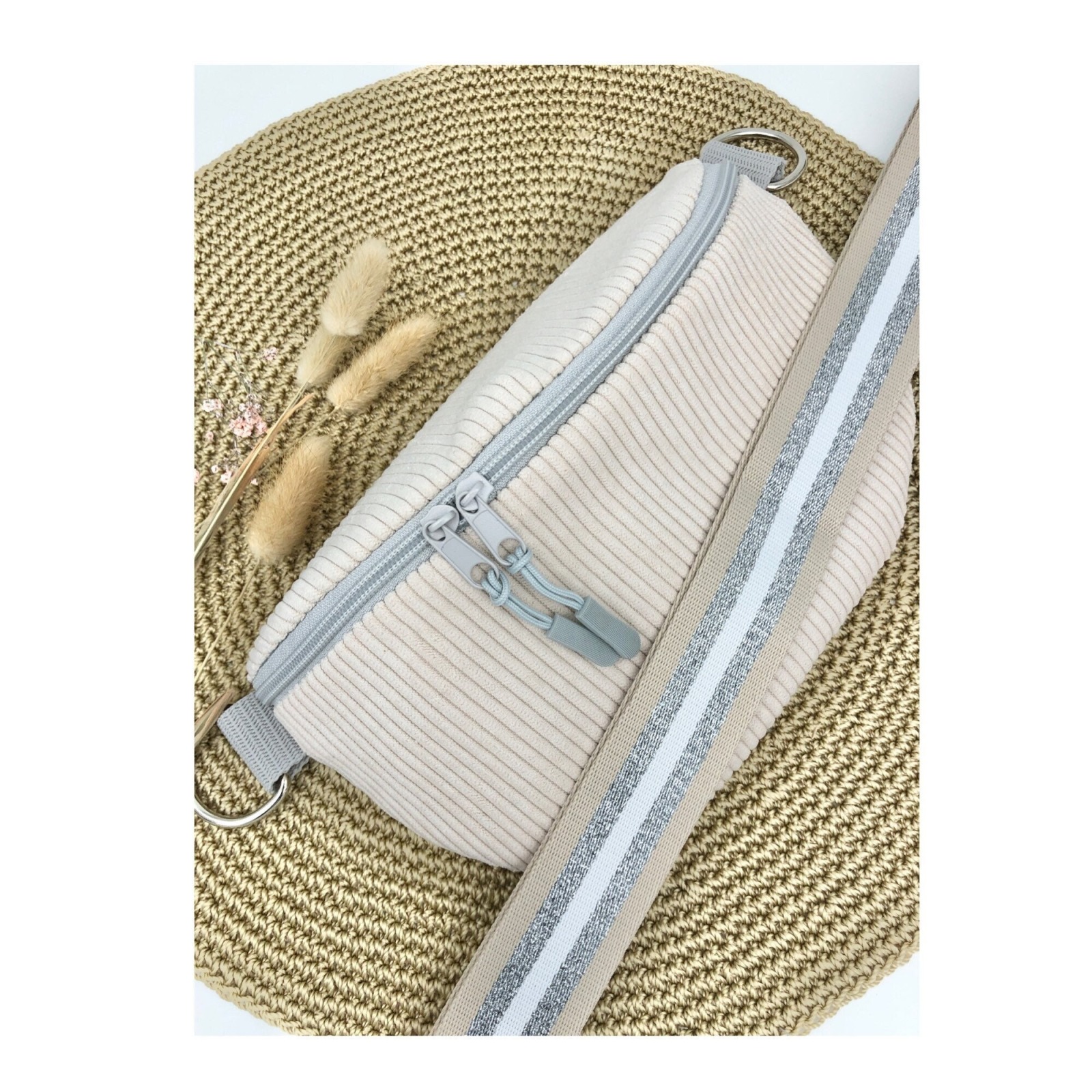 Bauchtasche Crossbag Cord cremeweiß mit Taschengurt in beige weiß silber Tasche Hipbag leicht und