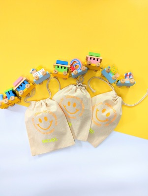 Mitgebseltüten Kindergeburtstag aus Stoff - Gastgeschenke personalisiert für Kinder